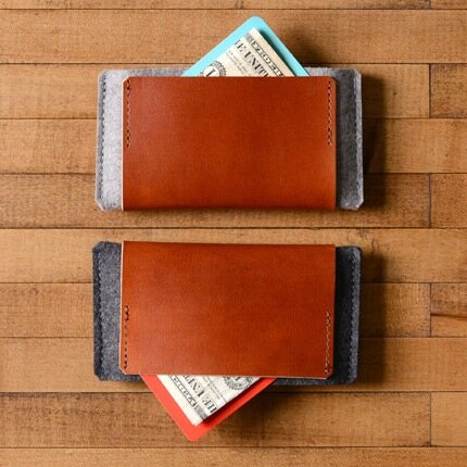 Simple, modern design & well-constructed accessories handmade in Minneapolis since 2008 & shipped around the world. 
DESIGN+CRAFT+SERVICE
// @HelloAngieDavis