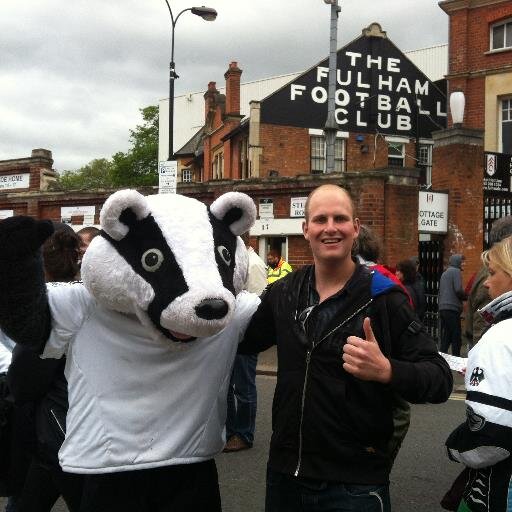 rednaxvo's profile picture. Groundhopping