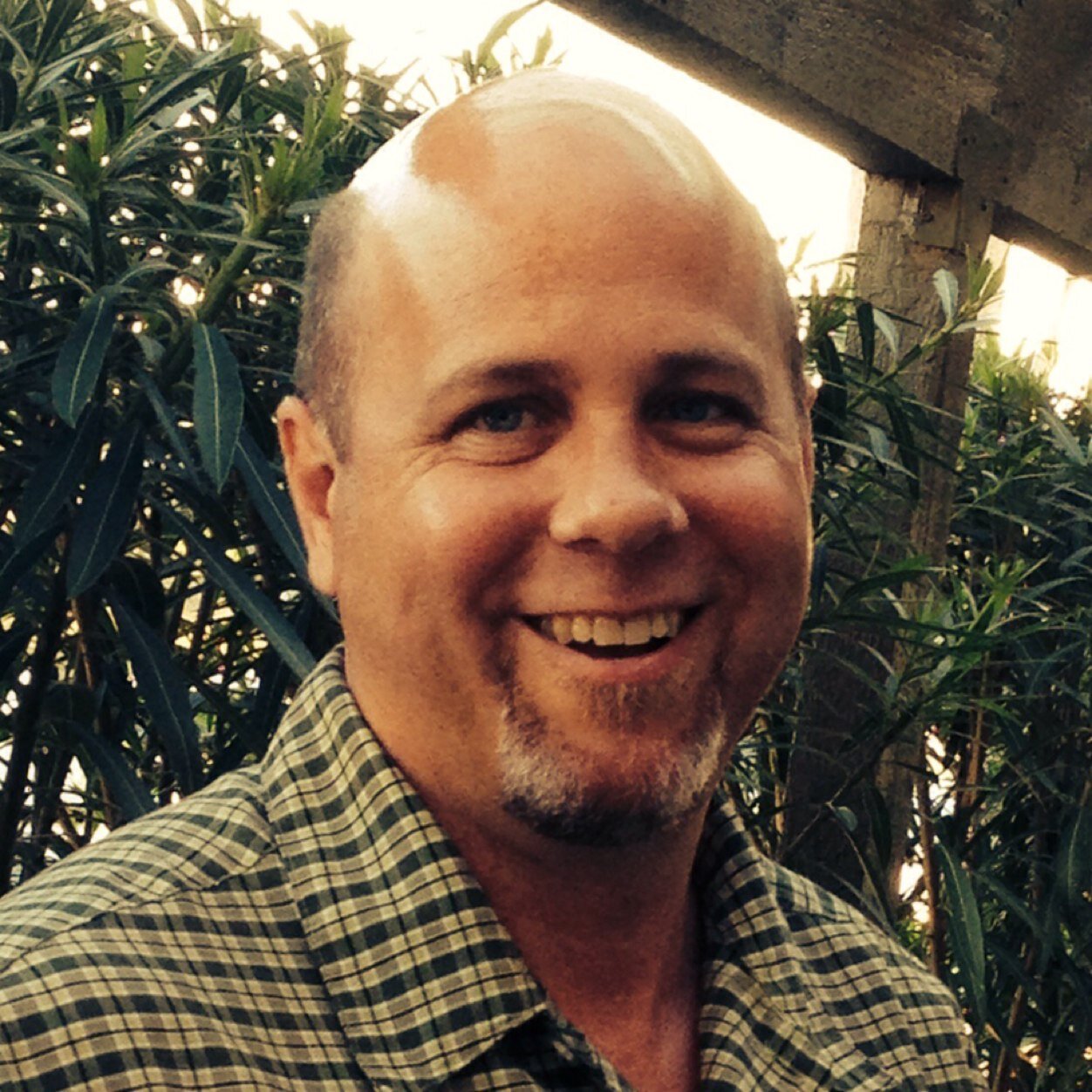 Christian, husband, pastor, wisdom lover  -sharing pointed biblical truths to help simplify and enjoy life.