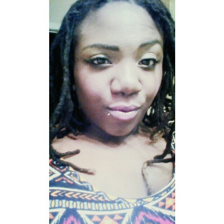 OmgSheReal's profile picture. Smoke good...Fuck better...drink good....what's better!!!!