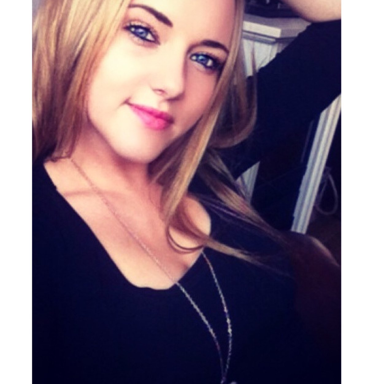 Instagram ; sharronx