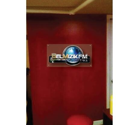 BelMizikFM913's profile picture. Bel Mizik 91.3 FM located in Boston a music station designed to promote our culture around the world. Listen Here: 
http://t.co/xRRJG7vrep