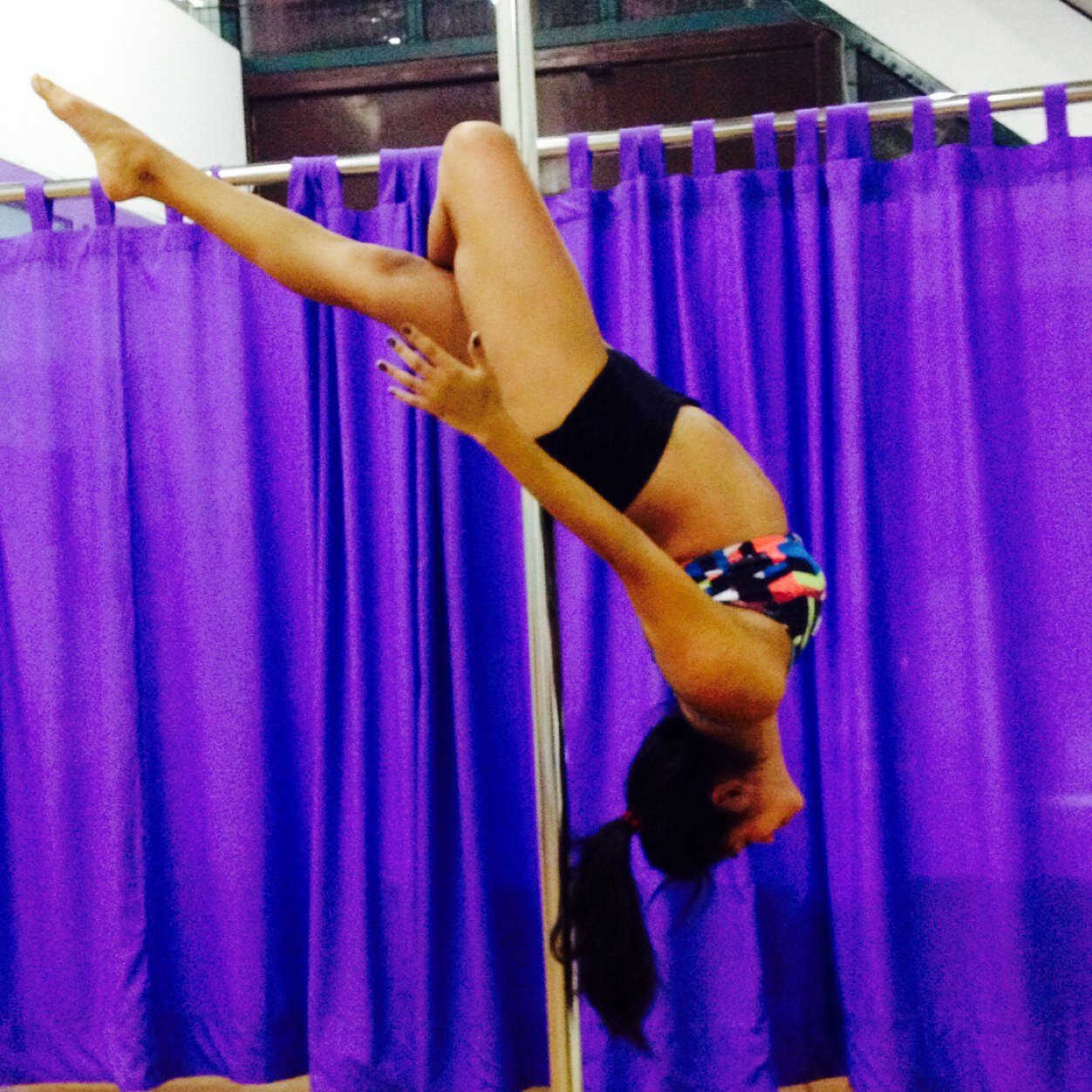 naty buena y no wena / Publicista Redactora Creativa / Master Chef Amateur / Pole Dancer