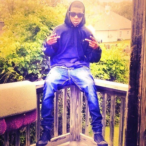 Kik: (AdidasGang) Instagram: Darius_johnson2014 and I do Instagram shoutouts