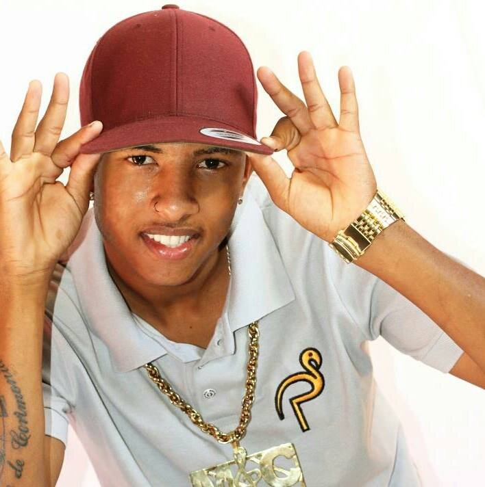 MC PITICO OFICIAL ,  PUBLICAÇOES , LANÇAMENTOS DE CDS ' , DIVULGAÇOES MC PITICO SO AQQUI ' :)