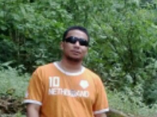 Makara_79752's profile picture. PIN : 29A830EC