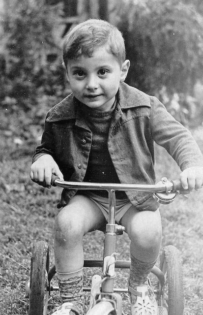 EmileLitvak's profile picture. 