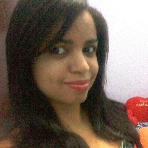 #OperaçaoTimBeta .Complicada?as vezes. Determinada?sempre.Confusa?depende .Enigmática? sim.Simplesmente uma mulher com alma de garota! #Sigodevolta
