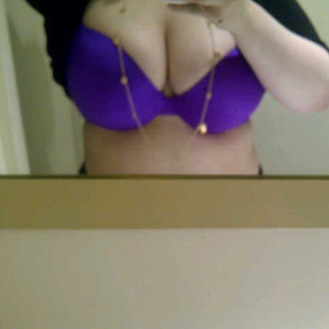 torontocouple86's profile picture. Late 20's married couple looking for women, couples and select guys to join us in bed...we fuck our followers