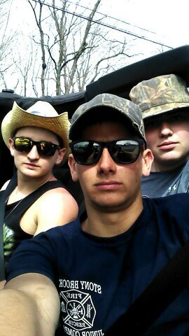 lloesch4's profile picture. 