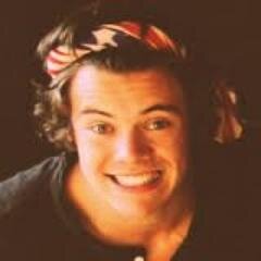 follow @hxrryfloss /// saved acc