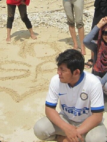 Rifial_da_silva's profile picture. Sebesar keinsyafanmu Sebesar itu pula keuntunganmu.