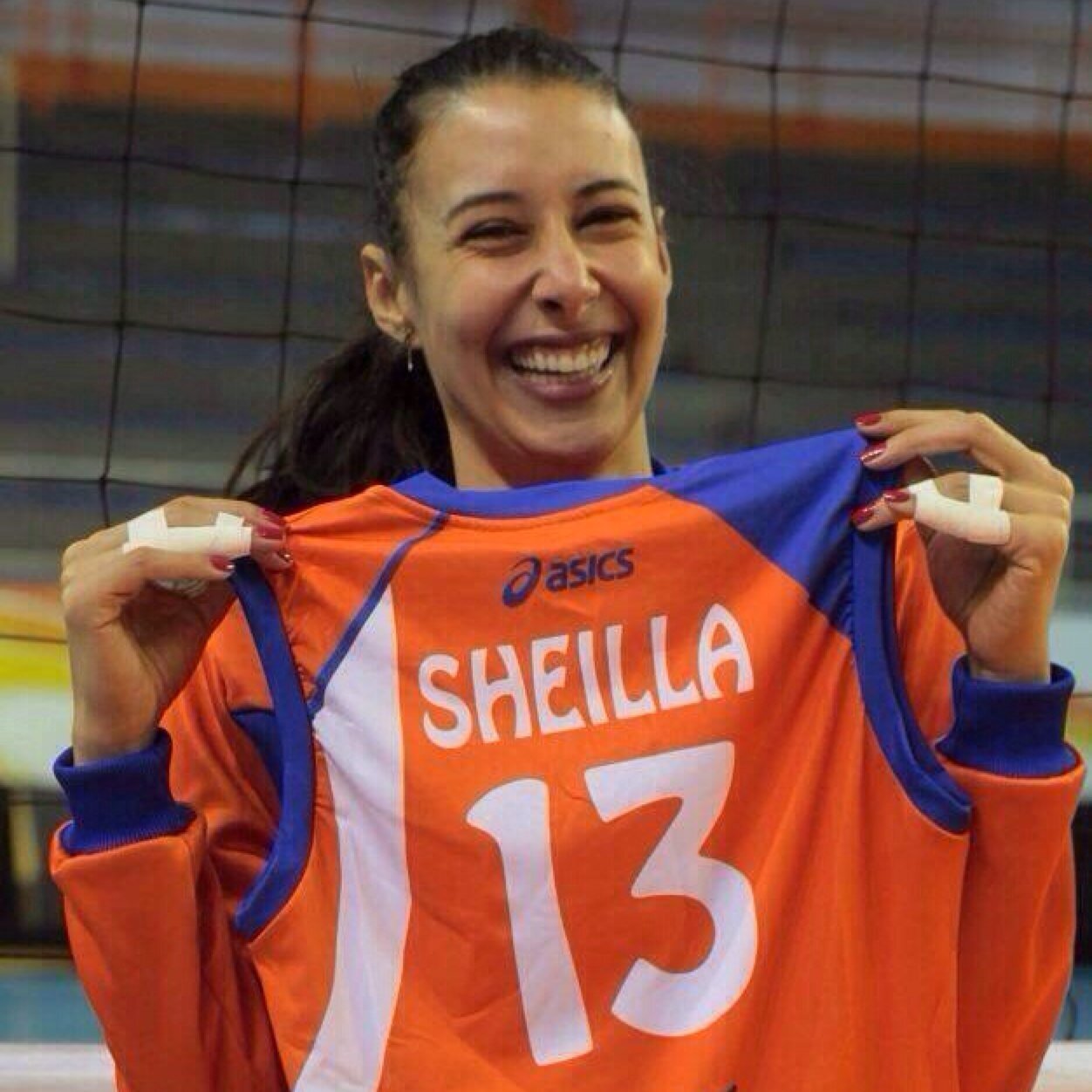 37838972 tons de amor pela @sheillacastro !!