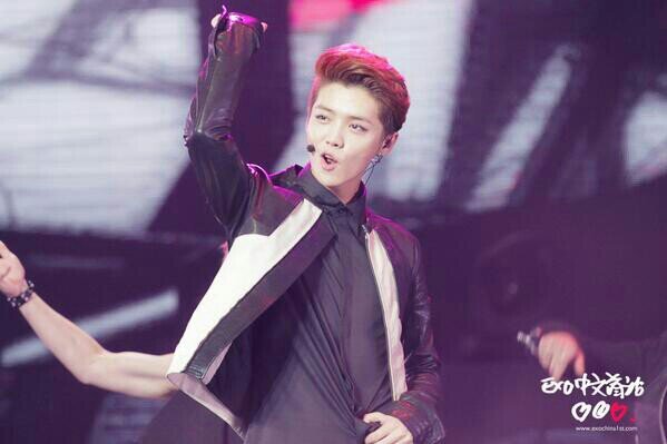 Parody of EXO's Xi Luhan □ 90liner □ #EXOunity □ #VC □ Baby Dino ♡ □