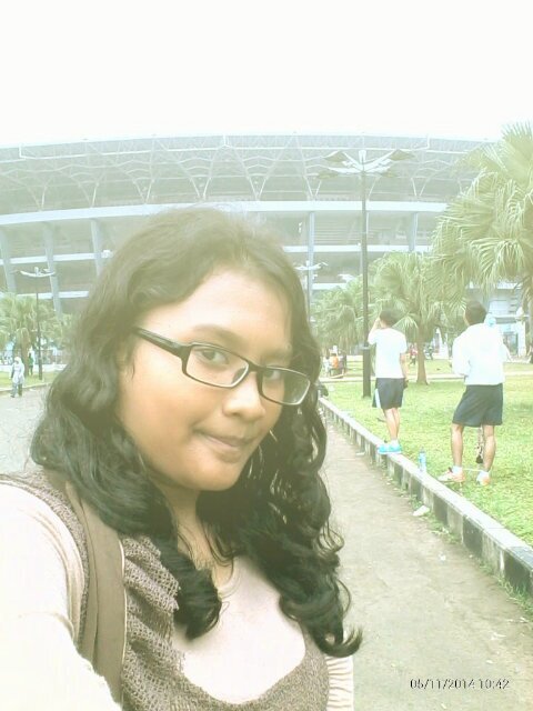 Ini akun udah ga aktif,tapi yg ngefollow/mention,pasti dijawab kok:) | Follow akun pertama saya » @N_nisa20, follback? Just mention. Thanks☺