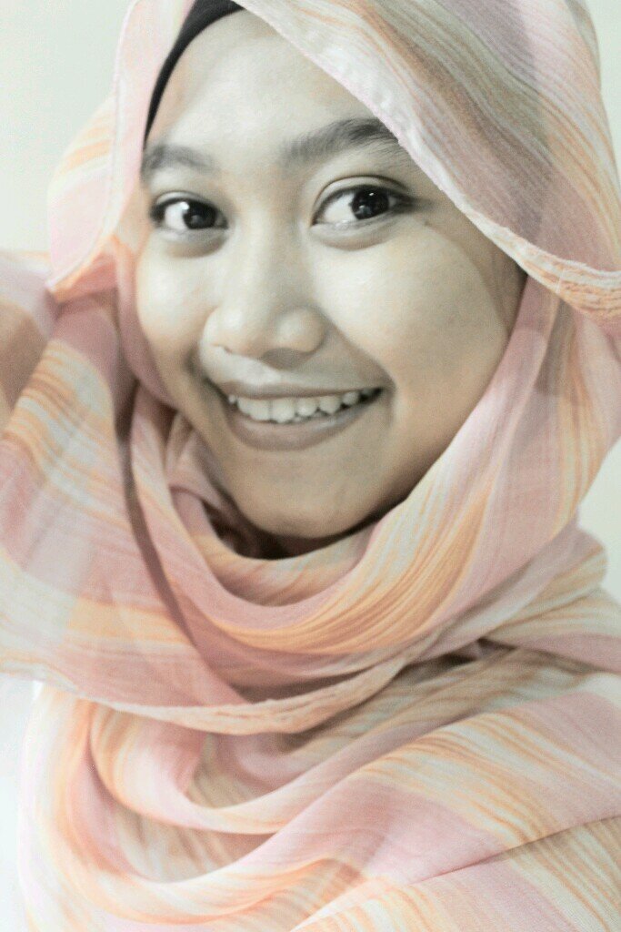 yulensainge's profile picture. Ya Allah berikanlah kesuksesan dunia dan akhirat untuk Inge dan kita semua, aamiin. | terimakasih telah mendo'a kan saya :)