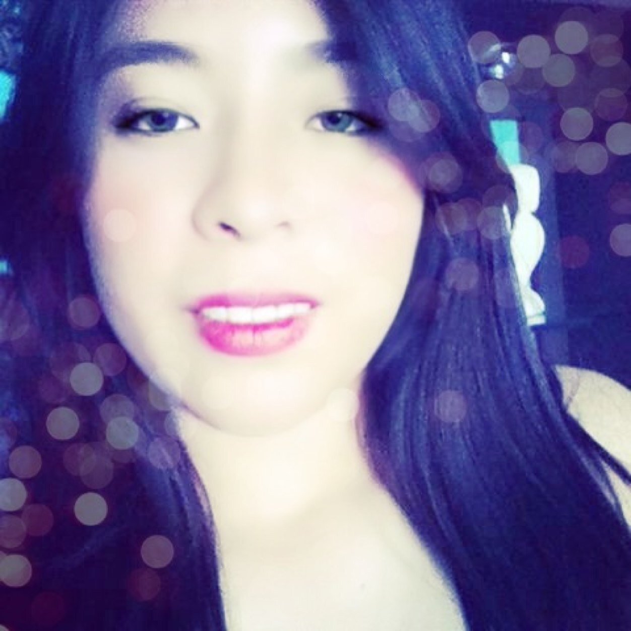 Instagram:@valeriamondragonchavez