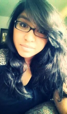 God first && everything else falls behind HIM 23 years young. Football Fanatic. Girly girl. Scentsy consultant.