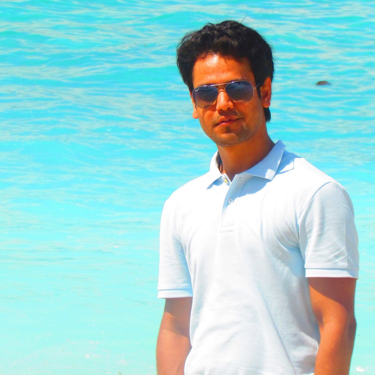 Strategy & BD Professional, Active Networker & Political Enthusiast