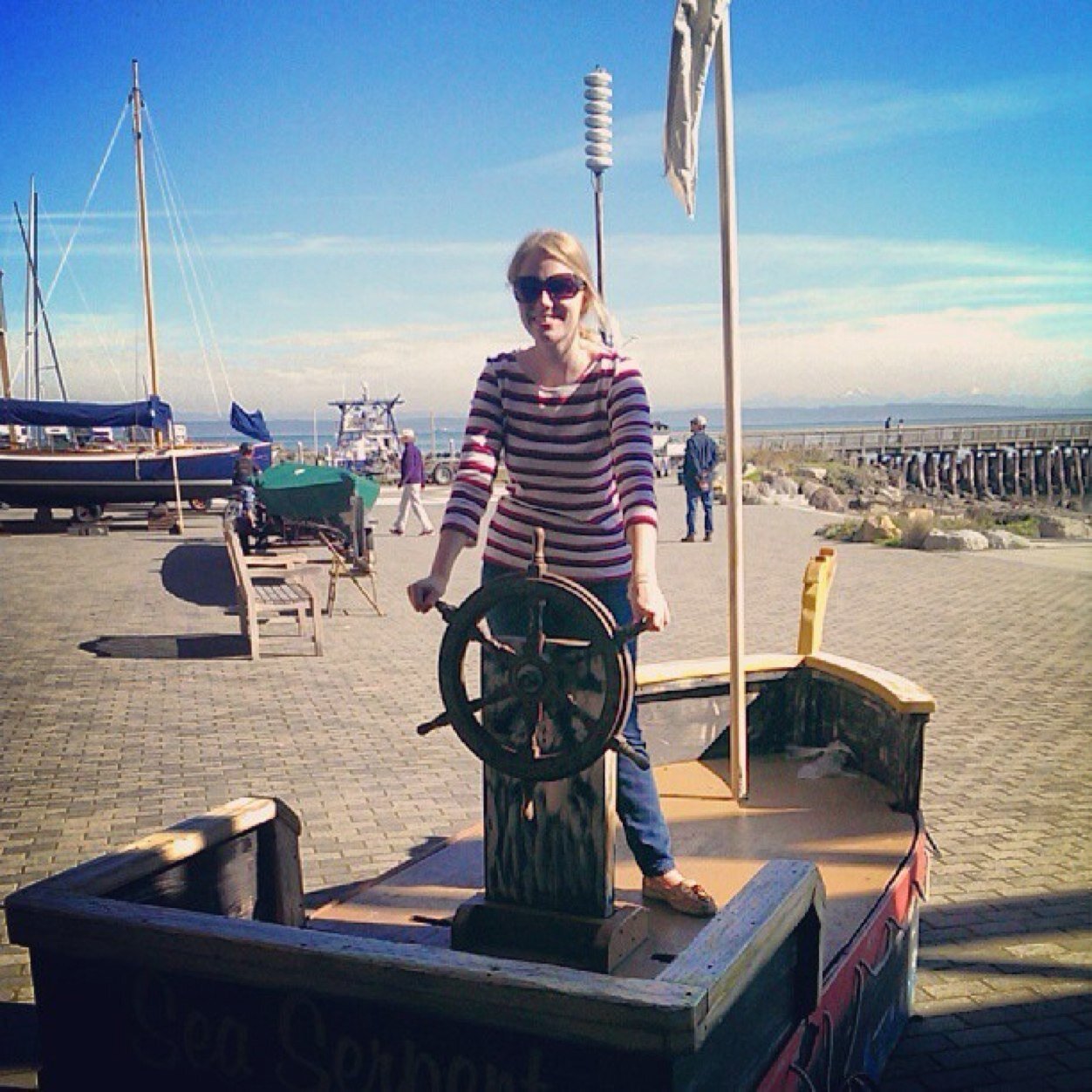 sunnyformiles's profile picture. 