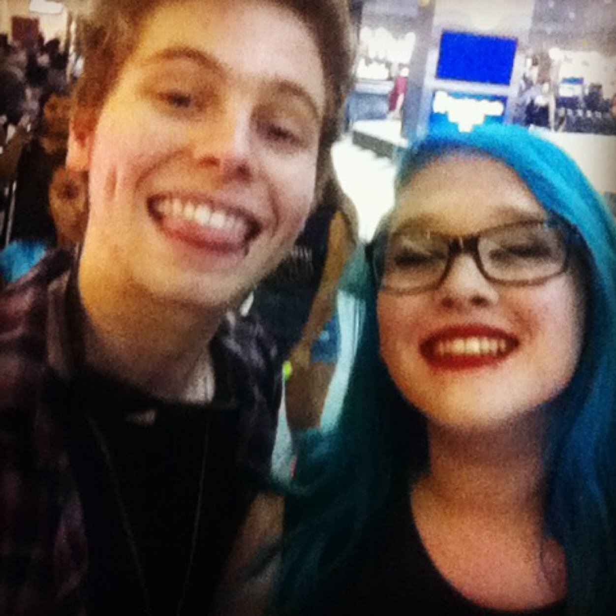If youre not in a band, byE | Met 5SOS 05.15.2014| Hemmings, Irwin, Hood, Clifford, Payne, Styles, Horan, Tomlinson, Malik. ♡