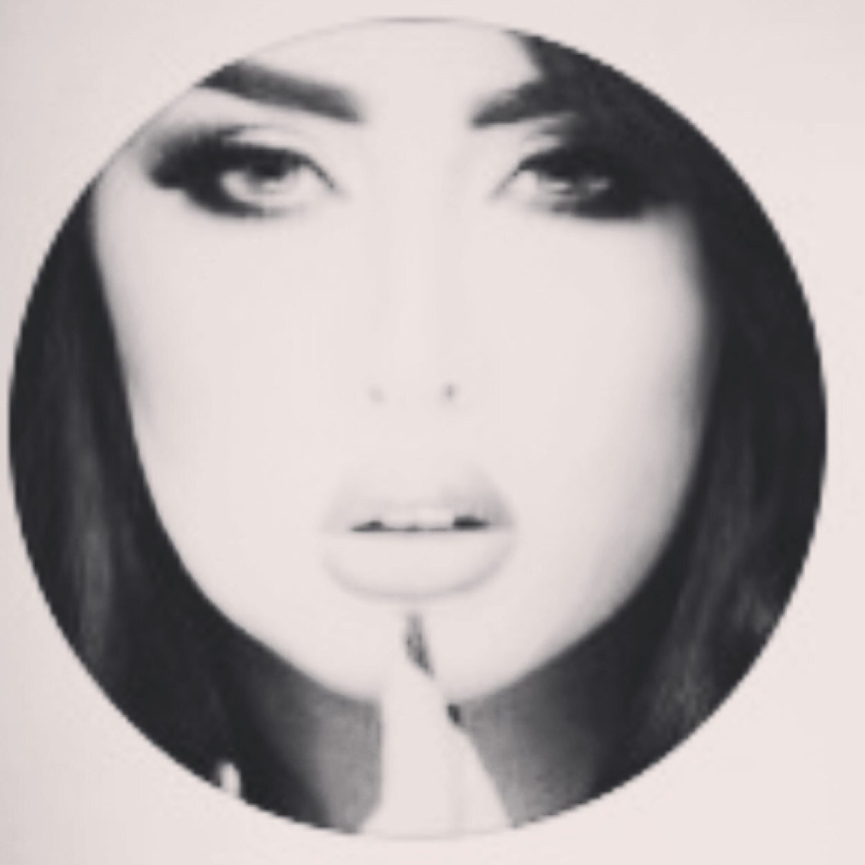 لا إله الا الله ♡ 

inst : n_alajmmi