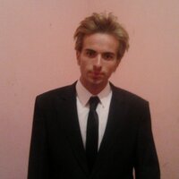aslan (@semsemsefoat) 's Twitter Profile