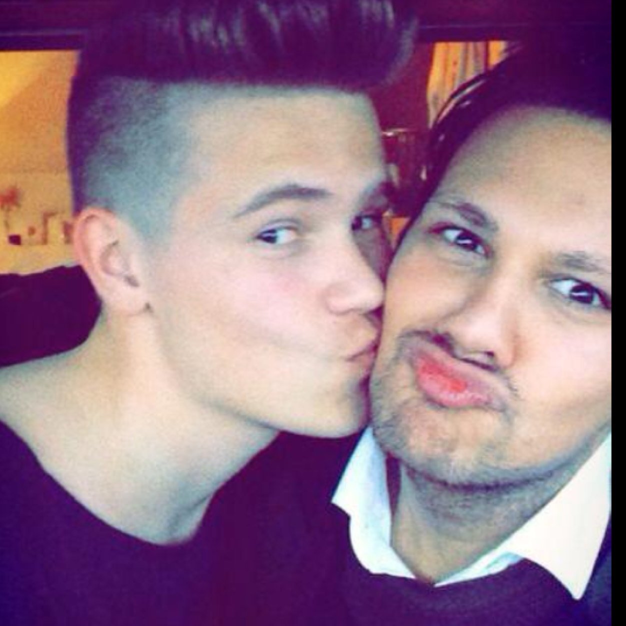 MarvinFanAcc's profile picture. 1e Fanaccount van @marvinverwijk op twitter!- Marvin volgt sinds 25-feb-2014 17:19 -Bekend van Idols 2007-PUTINTHEASS new single-Official Fanaccount!