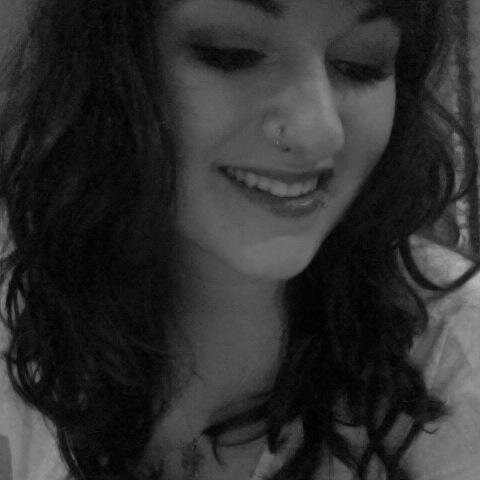 Lisa. 20. Belgium. Addicted to music. Trying to figure out what to do with my life.
