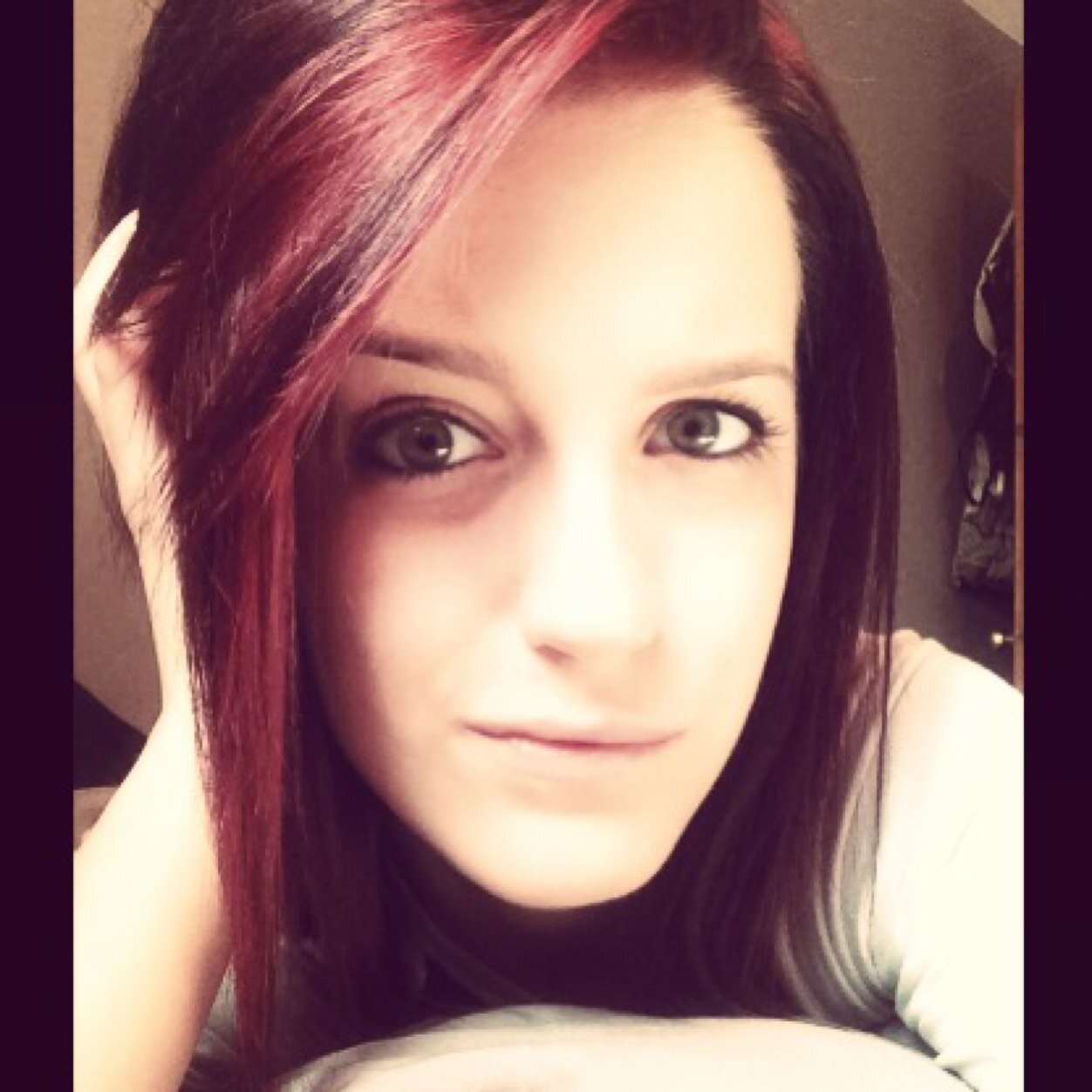 “Beneath the makeup and behind the smile I am just a girl who wishes for the world.” 
― Marilyn Monroe