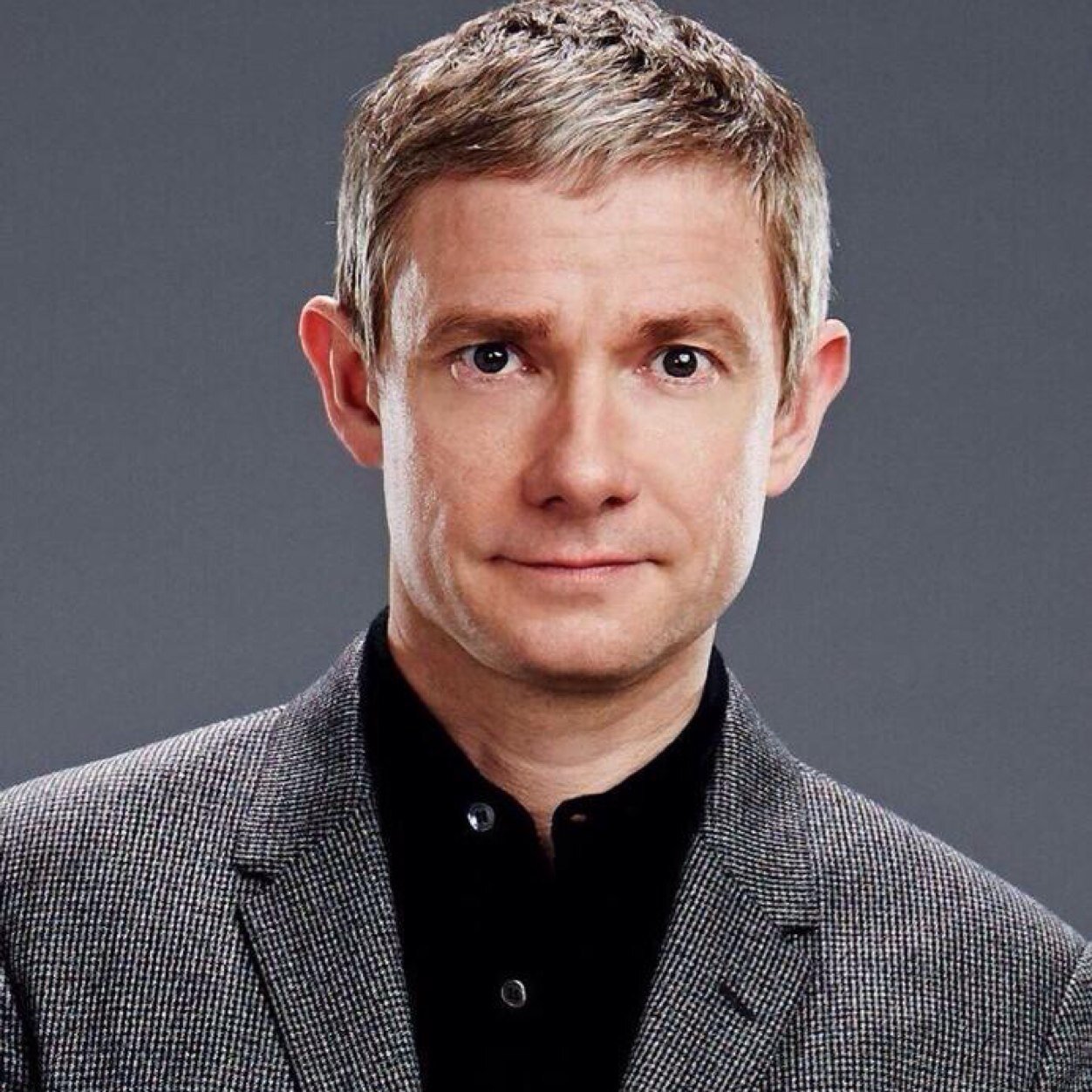 Soldier, Doctor, @SexGodHolmes 's fiance, | husband to @Mary_Morstan_| daddy to @AStudyInCuddles. #roleplay (AU 18+)