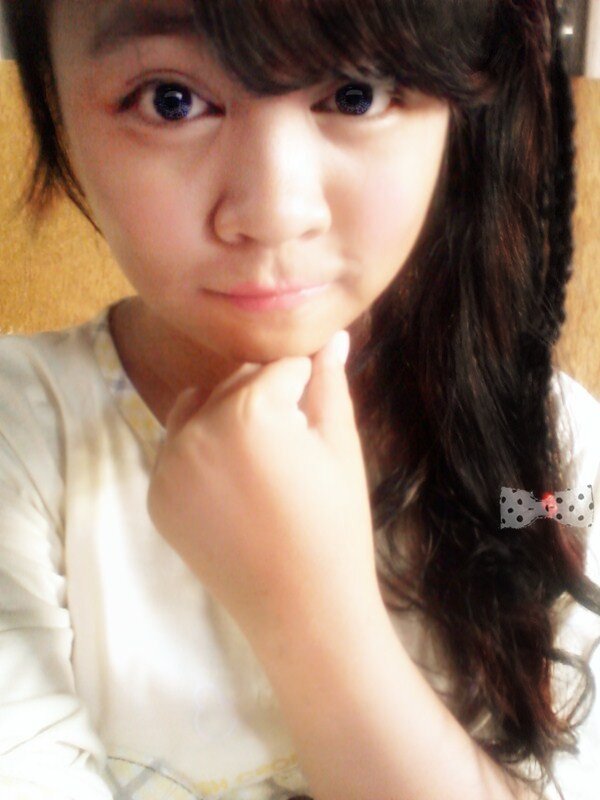 It's Me... Rika !         Follow me | Follback |Unfoll me | Unfoll_back.. Simple kan'  .suka bgt sma cwo yg HUMORIS ;-) .+'True Love is hard to find'+.