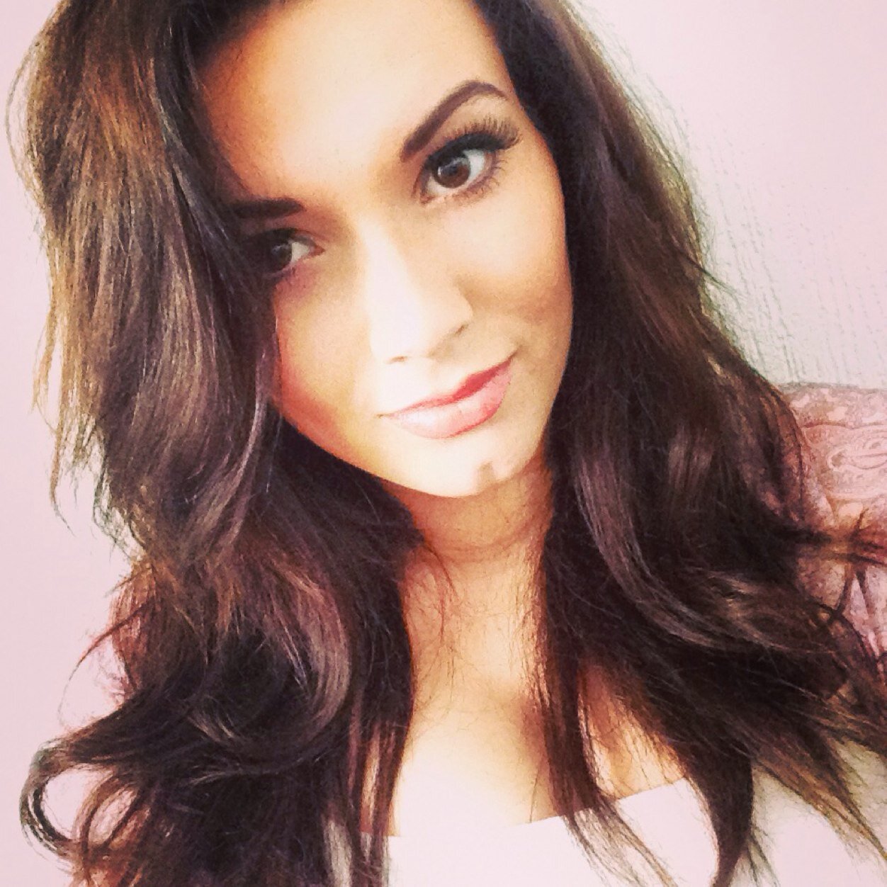 AmyAwatson1993's profile picture. 