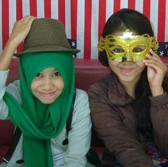 reza putri genius................('o'┒)