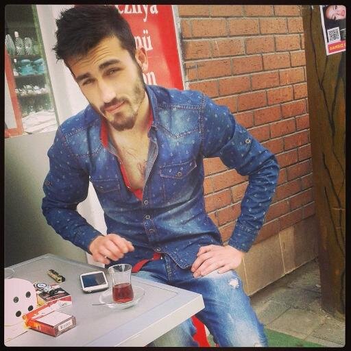 Kalbimi defalarca göğsümden çıkaran sensin. Şimdi sana karşı boş olmasına mı şaşırıyorsun?