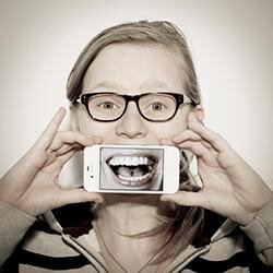 WatchTheMoon's profile picture. Nineties Girl - Watching series - Reading