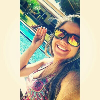 capricórniana , 17 , Brasília , universitária , nutrição , Gusttavo Lima ♡