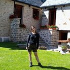 I'm a Graphic Designer and a dinamic person; I love dancing and spend my days going tracking on the alps in summer or skiing in winter.