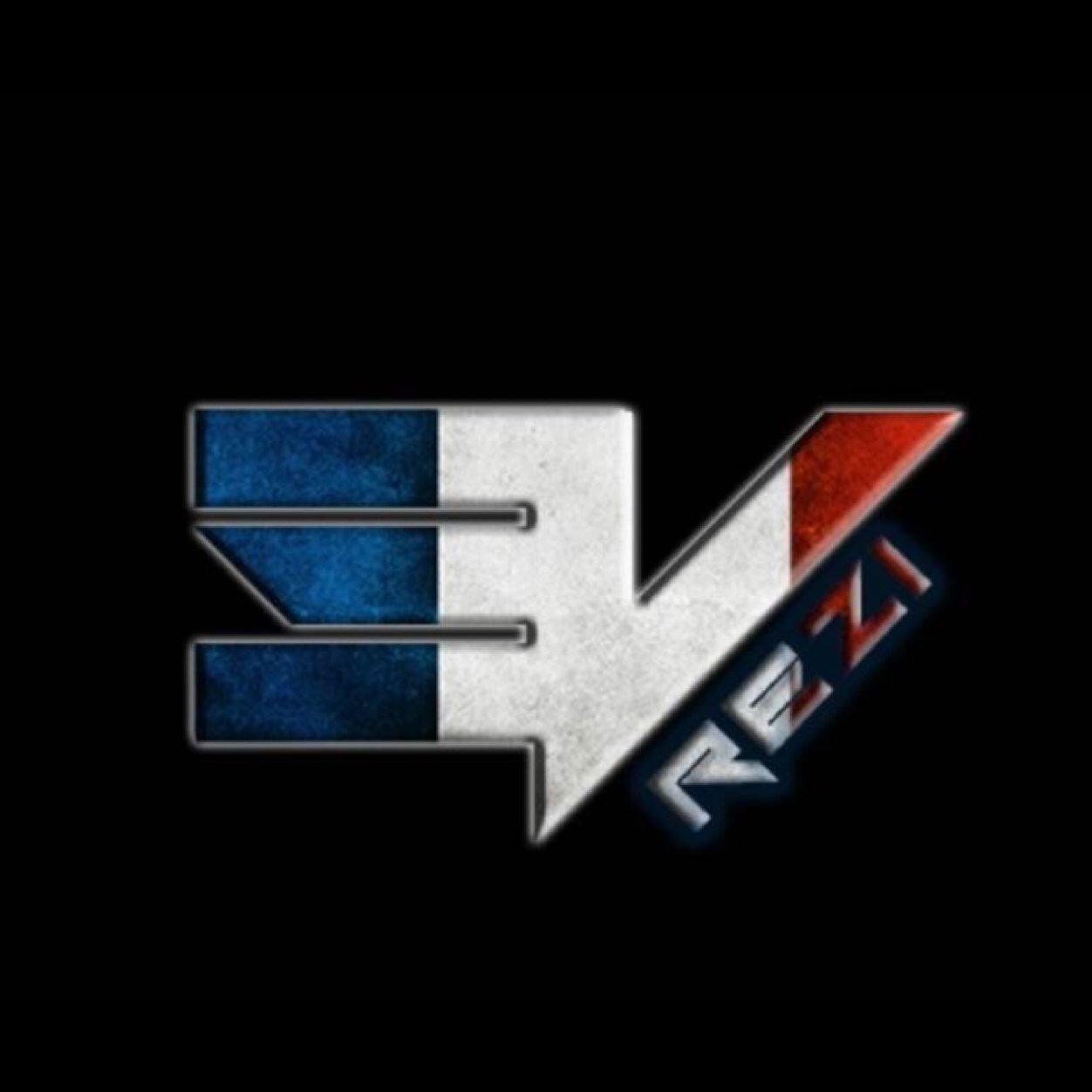 From Minnesota, xbox gt: eV ReZi, member of Envisions (eV) http://t.co/WxIVl3Ca8e