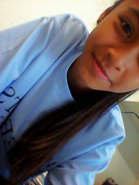 my heart beat fatser when u talk to me my heart beat slower when u dunt talk to me .....