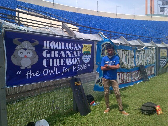 Respect Unity For All Tetap Biru di kota oren PERSIB Salawasna !!! Nama panggilan : ean, de, met, sol. sayang @juraidah_dean