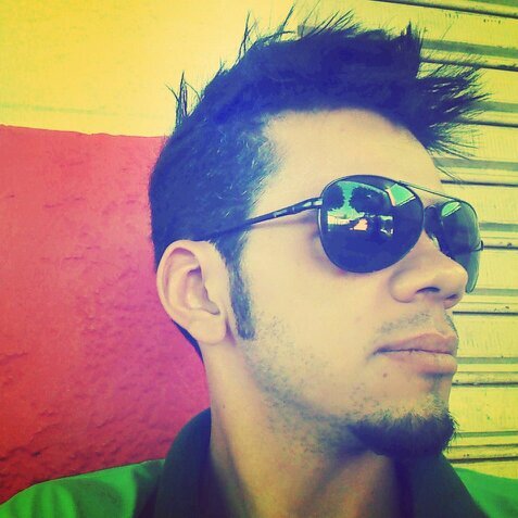 Sou simplesmente eu :D