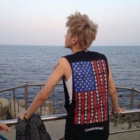 (男)  EXO好きですよ！フォローしてください！99lineです〜 よろしく_(._.)_  完全相互希望　