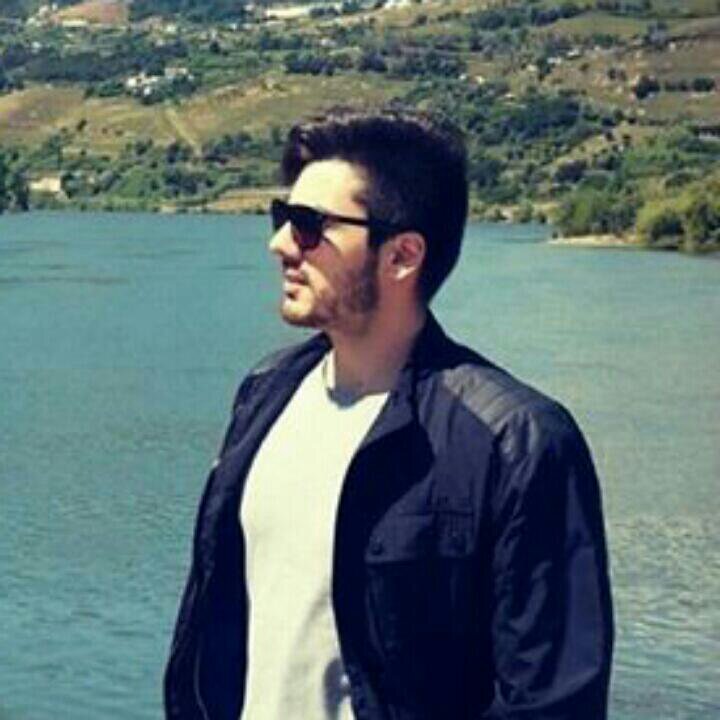 sapic10's profile picture. 