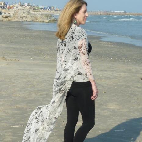 sewbussted's profile picture. 