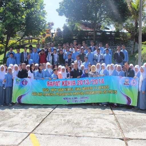 Akun twitter resmi OSIS SMAN 11 Bekasi. Follow untuk tau info-info yang kita share ya!