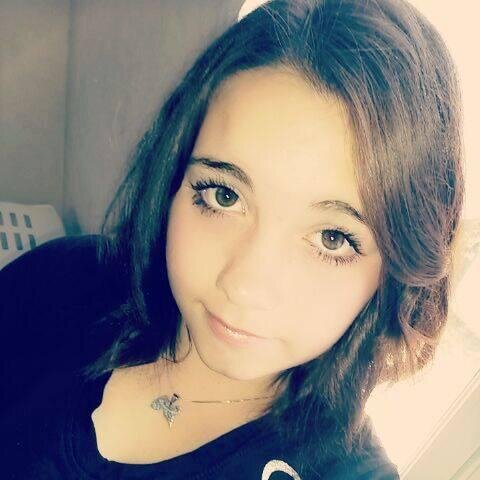 Vazi Follow :* Kiss Love ! Espagnole *-* { #A - L1 # _ #K-11 # }