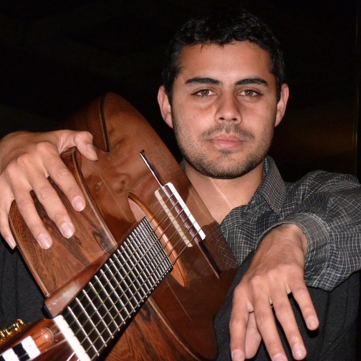 Amo la musica, eso me mueve a seguir adelante