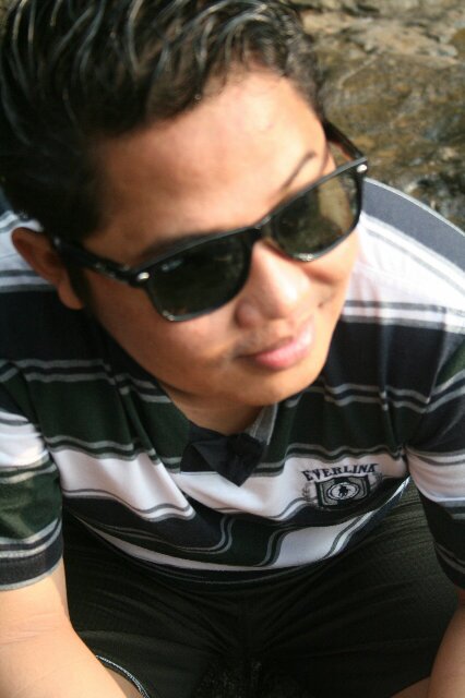 jokobayujo's profile picture. Hidup Cuma 1 x kawan,, So Nikmatin Hidup kamu kawan & Kerjakan yg Terbaik buat Dirimu & Orang yg Kamu Sayangi + Cintai ... ☺