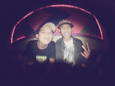 19 desember 1996 | 76b7431a | isntagram : FandyRight | path : Fandy Rizki Putra W